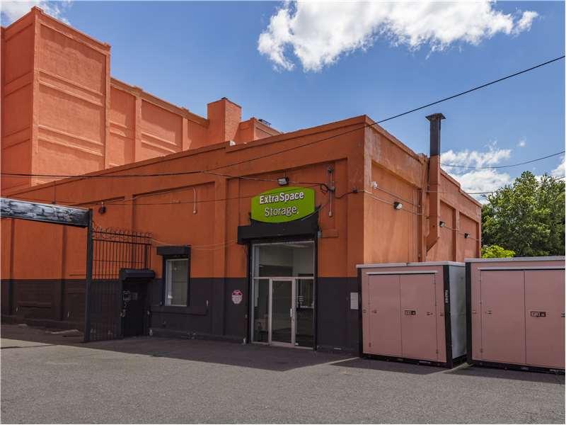 Storage Units in Newark, NJ at 272 Sussex Ave Extra Space Storage