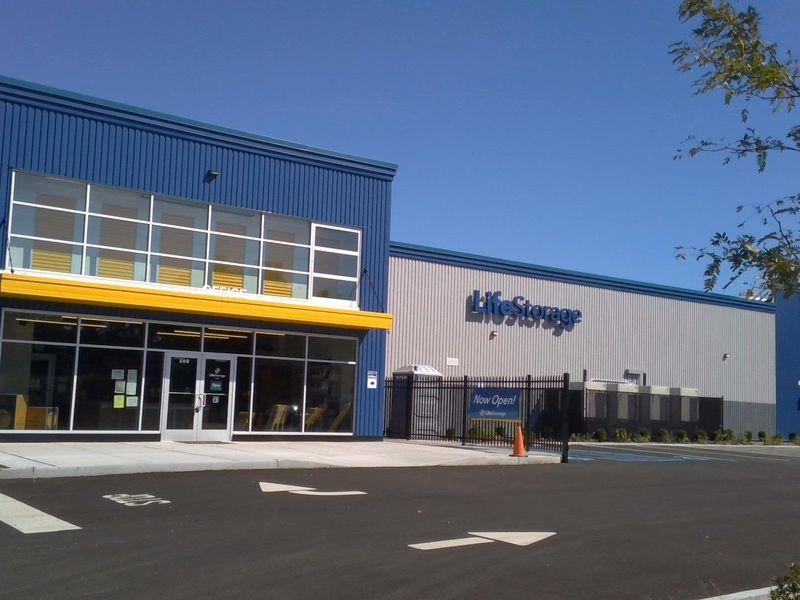 Extra Space Storage facility on 500 Sunrise Hwy - Patchogue, NY