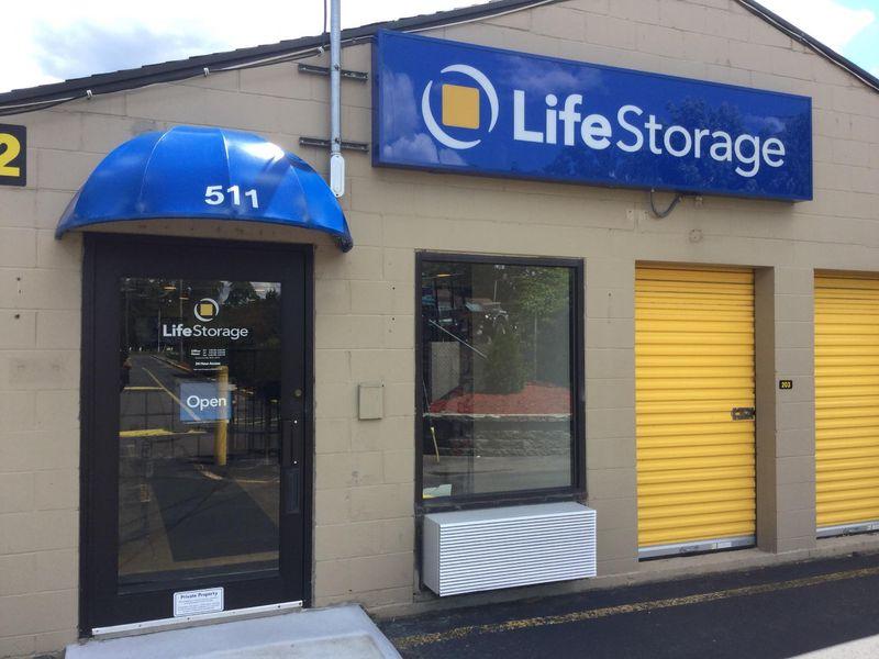 Extra Space Storage facility on 511 Springfield St - Feeding Hills, MA