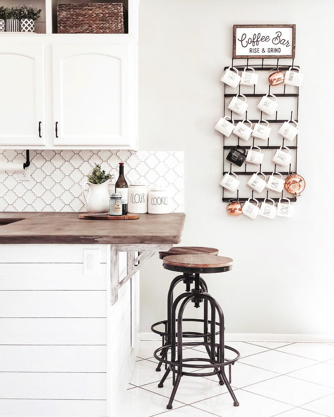 STORAGE SOLUTIONS FOR SMALL KITCHENS