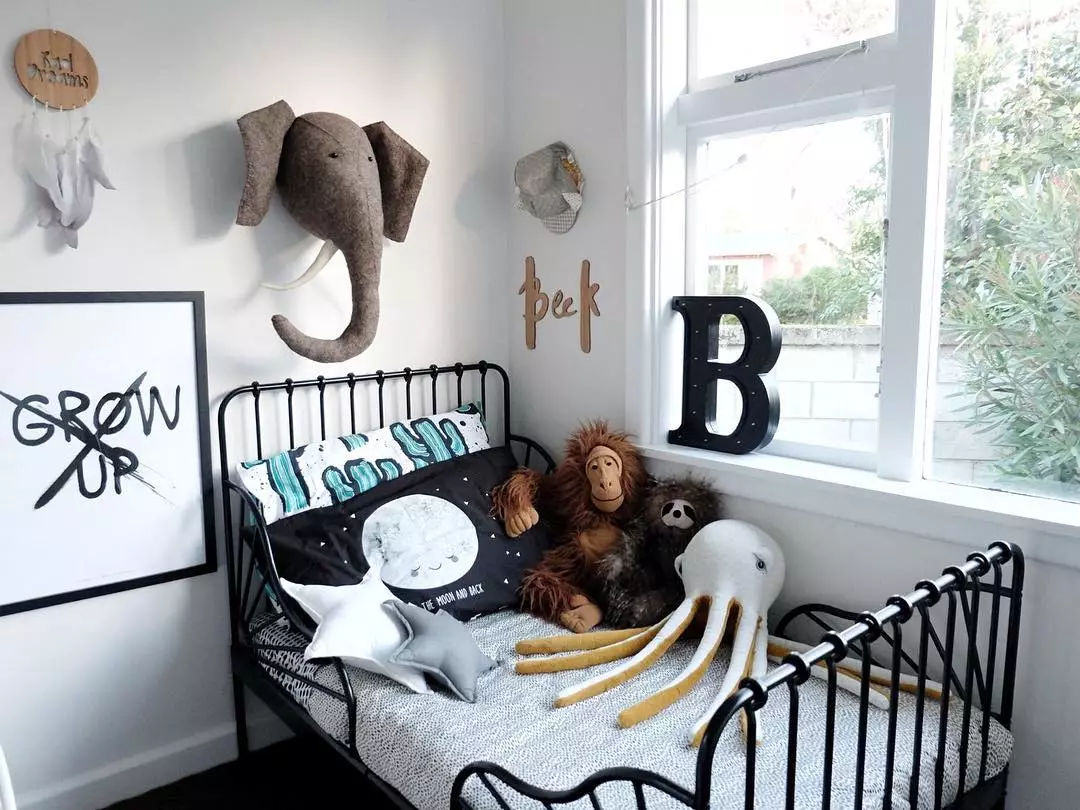 Baby shop kids room