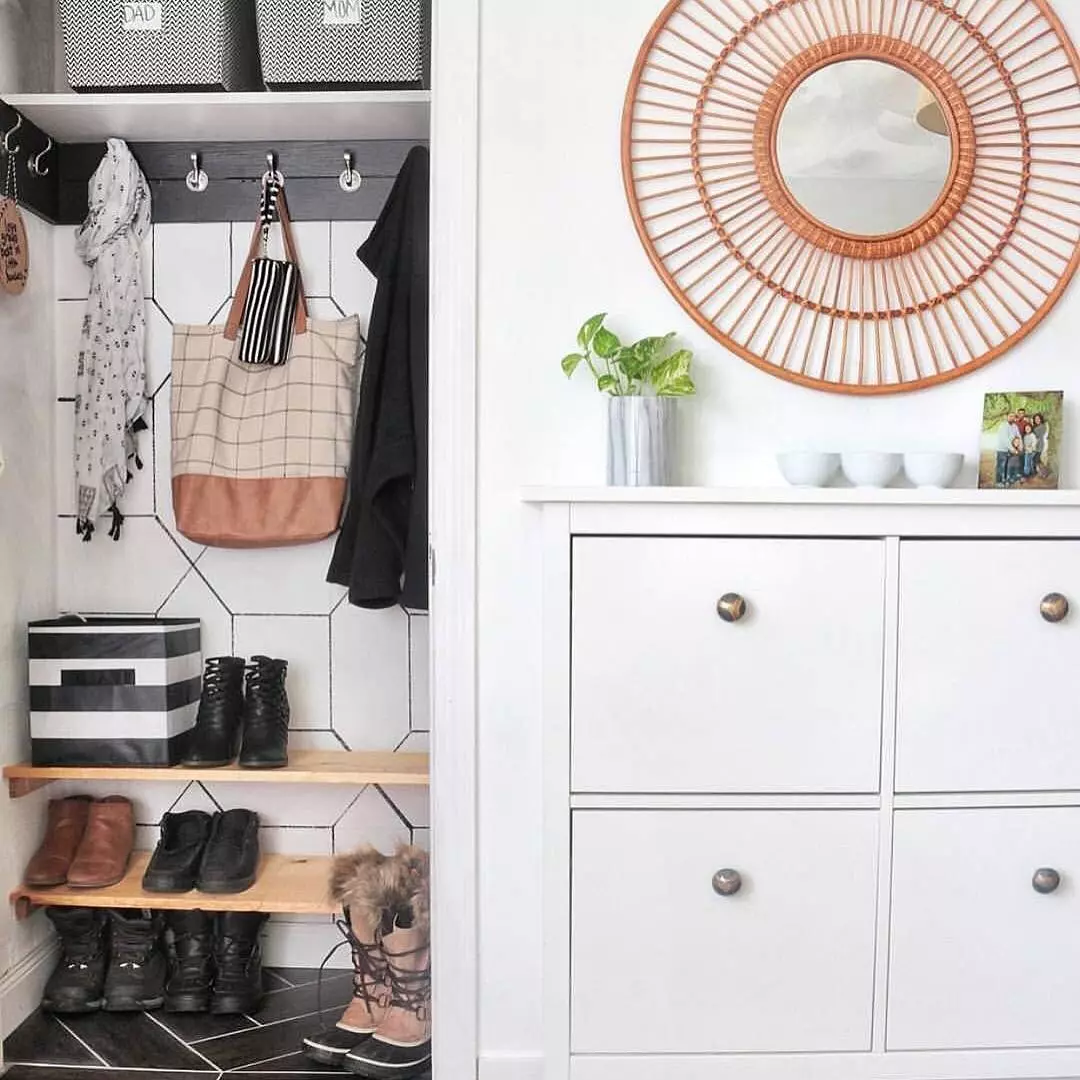 Top 3 Hacks For Professionally Organizing Purses in Your Closet —  Abbsolutely Organized