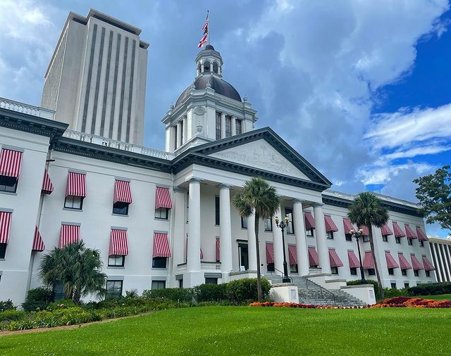 Exterior of the Florida State Capitol Building. Photo by Instagram user @davisstiii