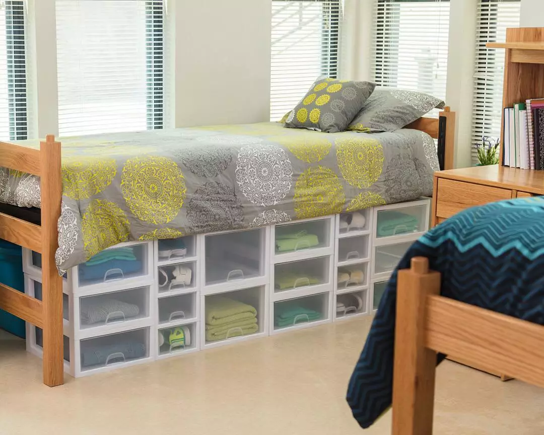 Dorm Under Bed Storage Ideas | tyello.com
