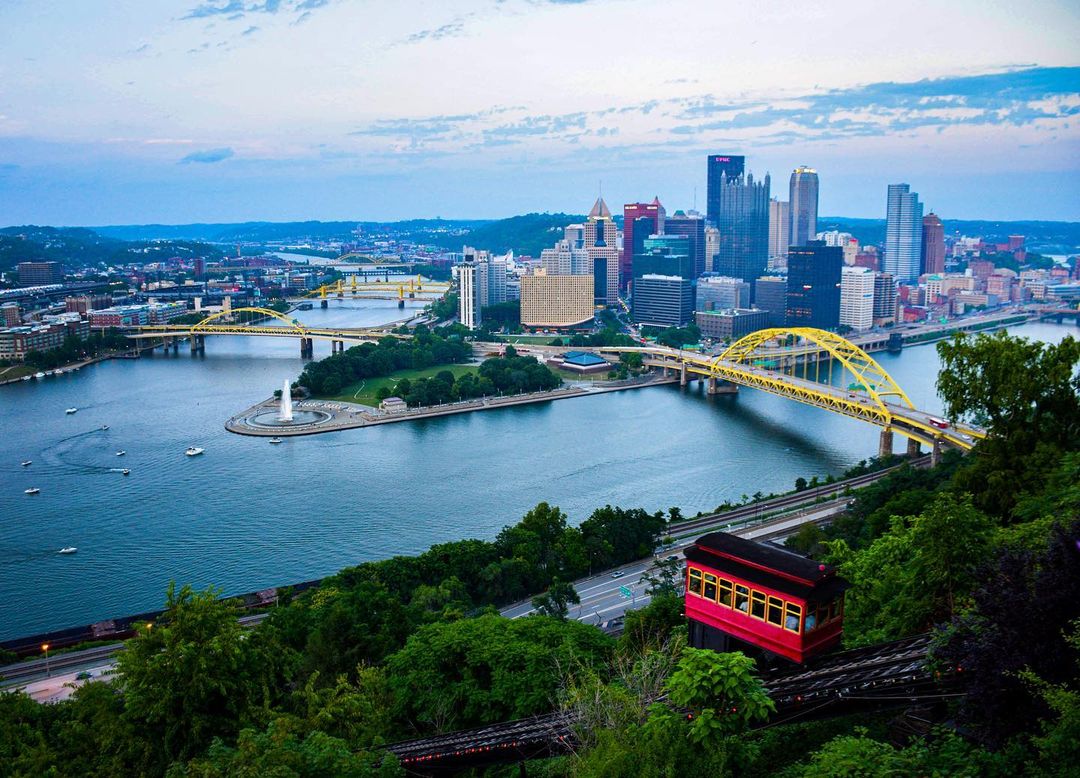 Pittsburgh, PA: a city with hills like no other  Pittsburgh neighborhoods,  Pittsburgh skyline, Pittsburgh city