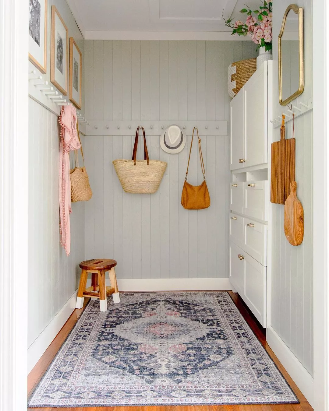 Best Rugs For Your Mudroom