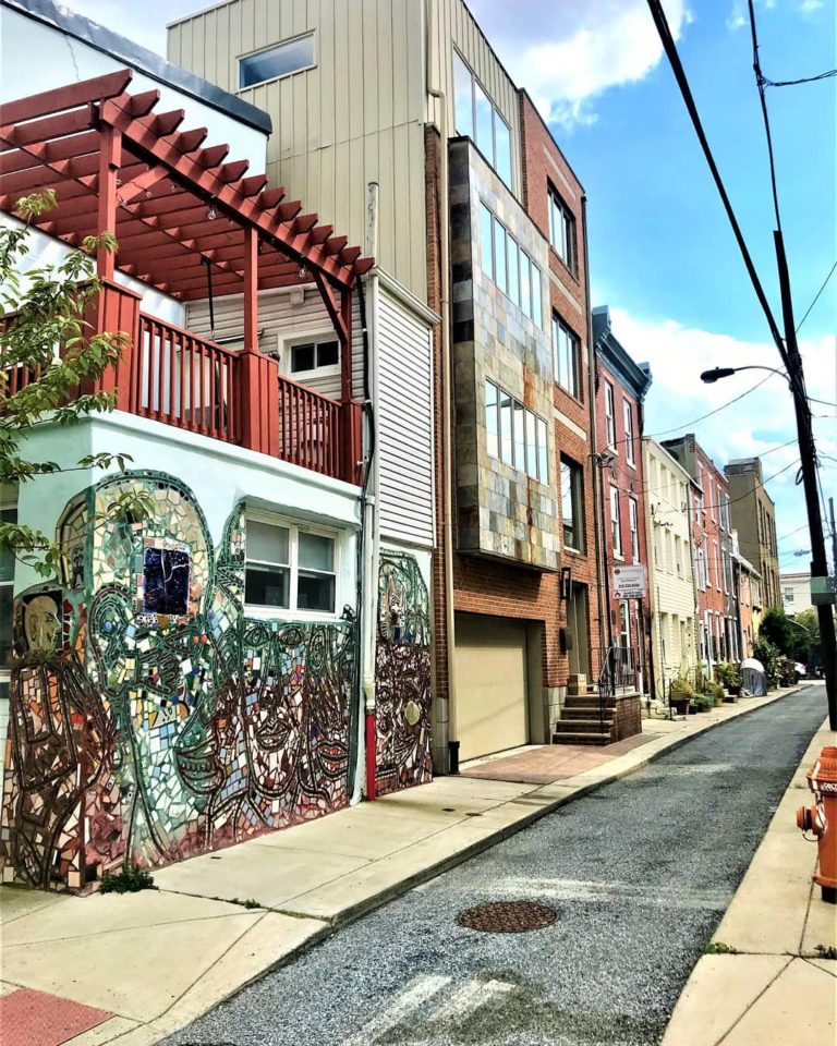 5 Safe, Affordable Neighborhoods In Philadelphia | Extra Space Storage