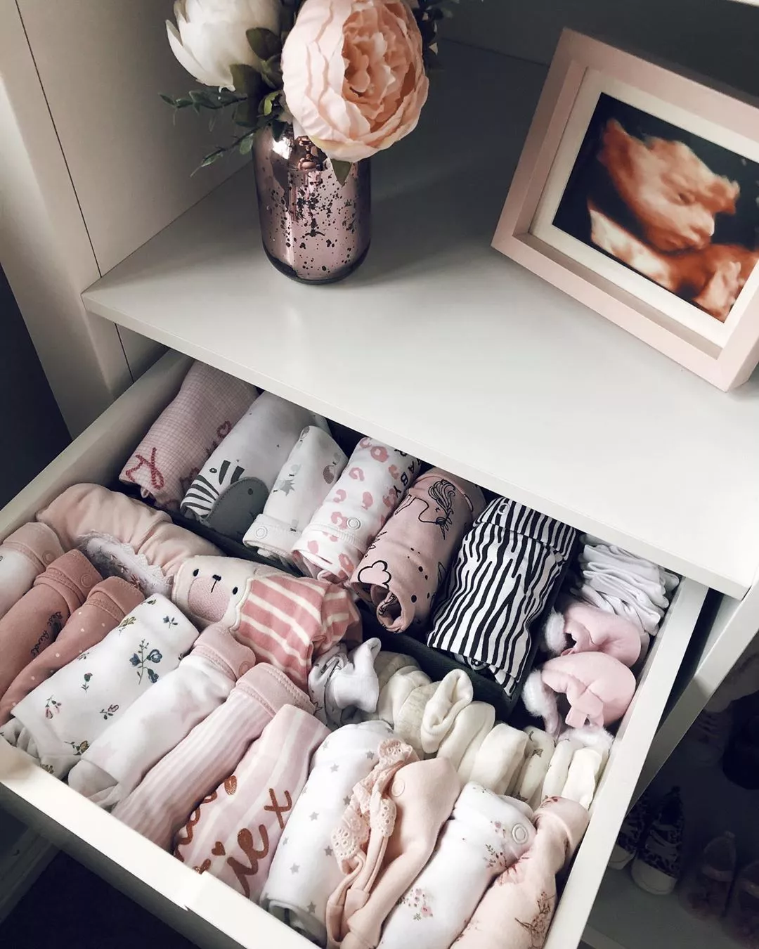 20 GENIUS BABY CLOTHES STORAGE IDEAS FOR THE NURSERY - Nursery Design Studio