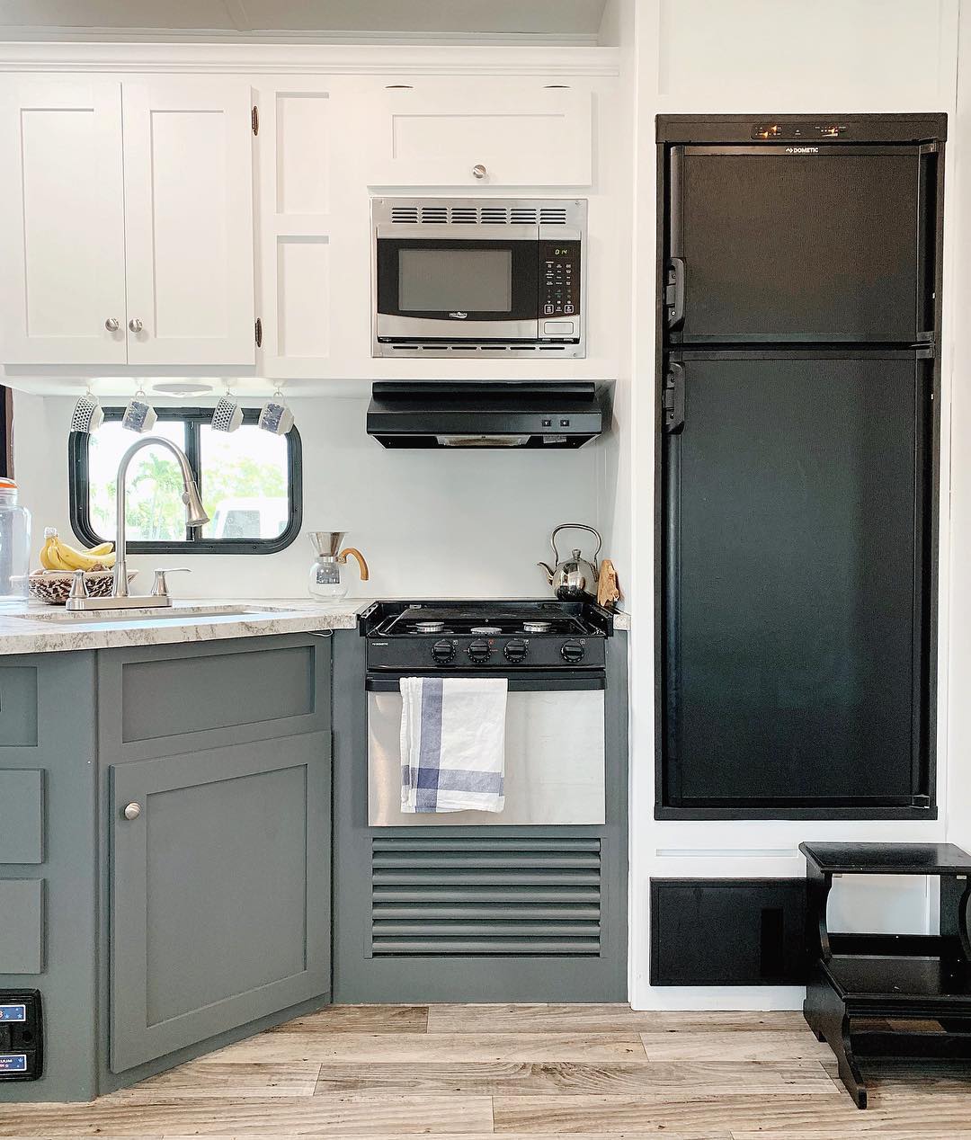 Rv Renovation Ideas Install New Kitchen Appliances 