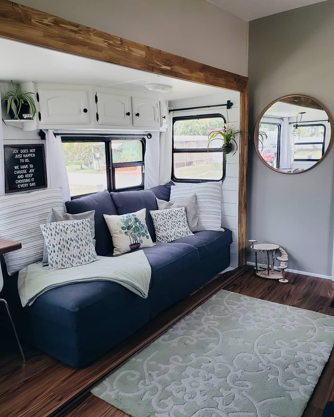 RV Remodel Ideas: 23 Ways to Upgrade Your Camper | Extra Space Storage