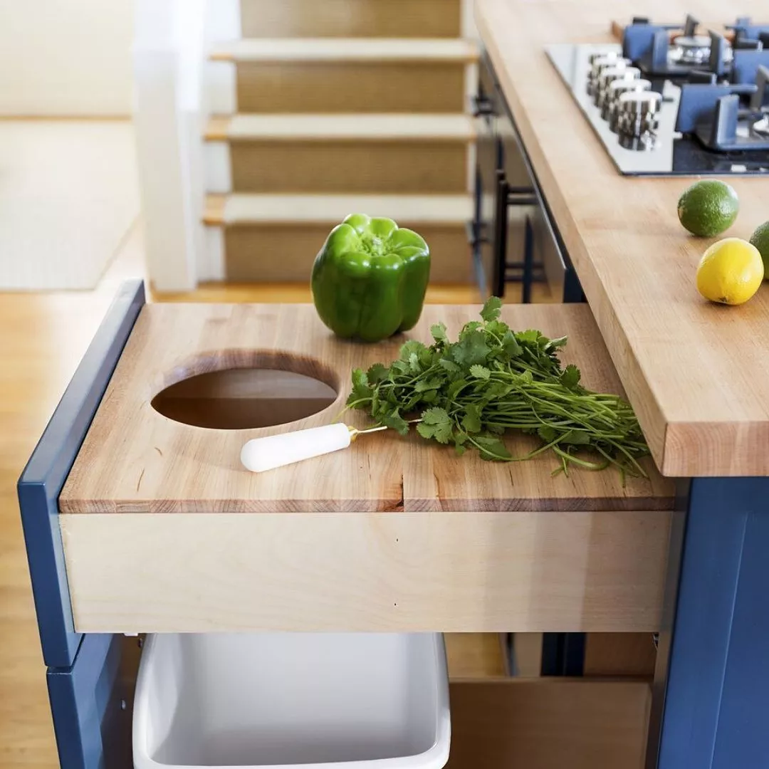 How to Plan Storage for Trays, Pans & Cutting Boards in the Kitchen