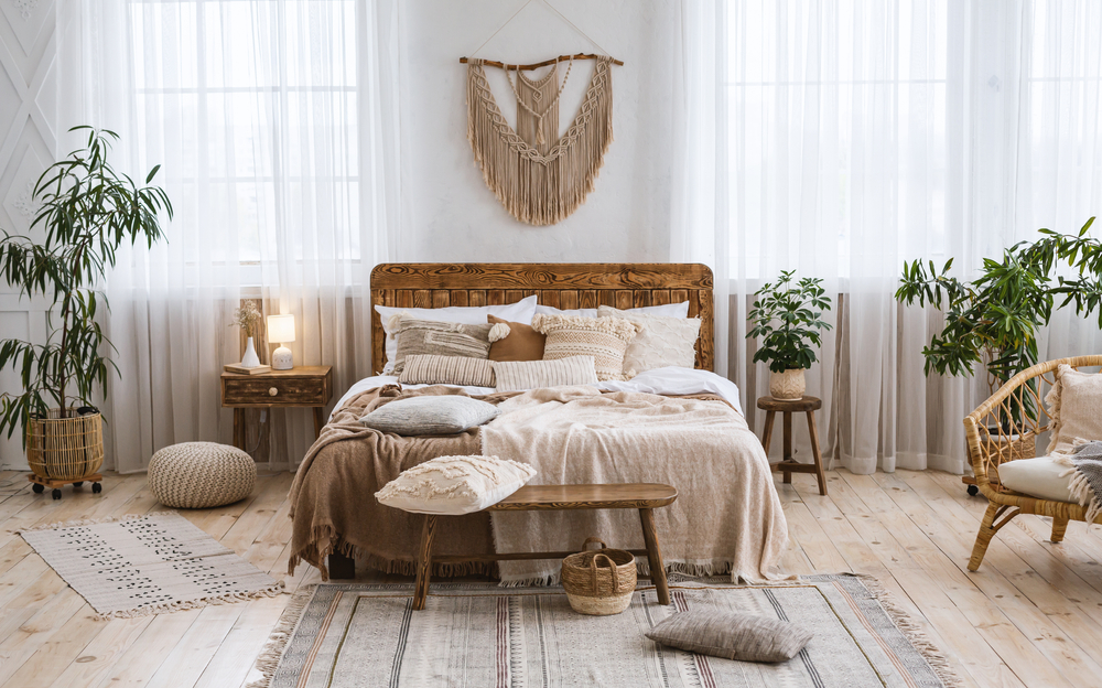 Decorating Bohemian Style Bedroom