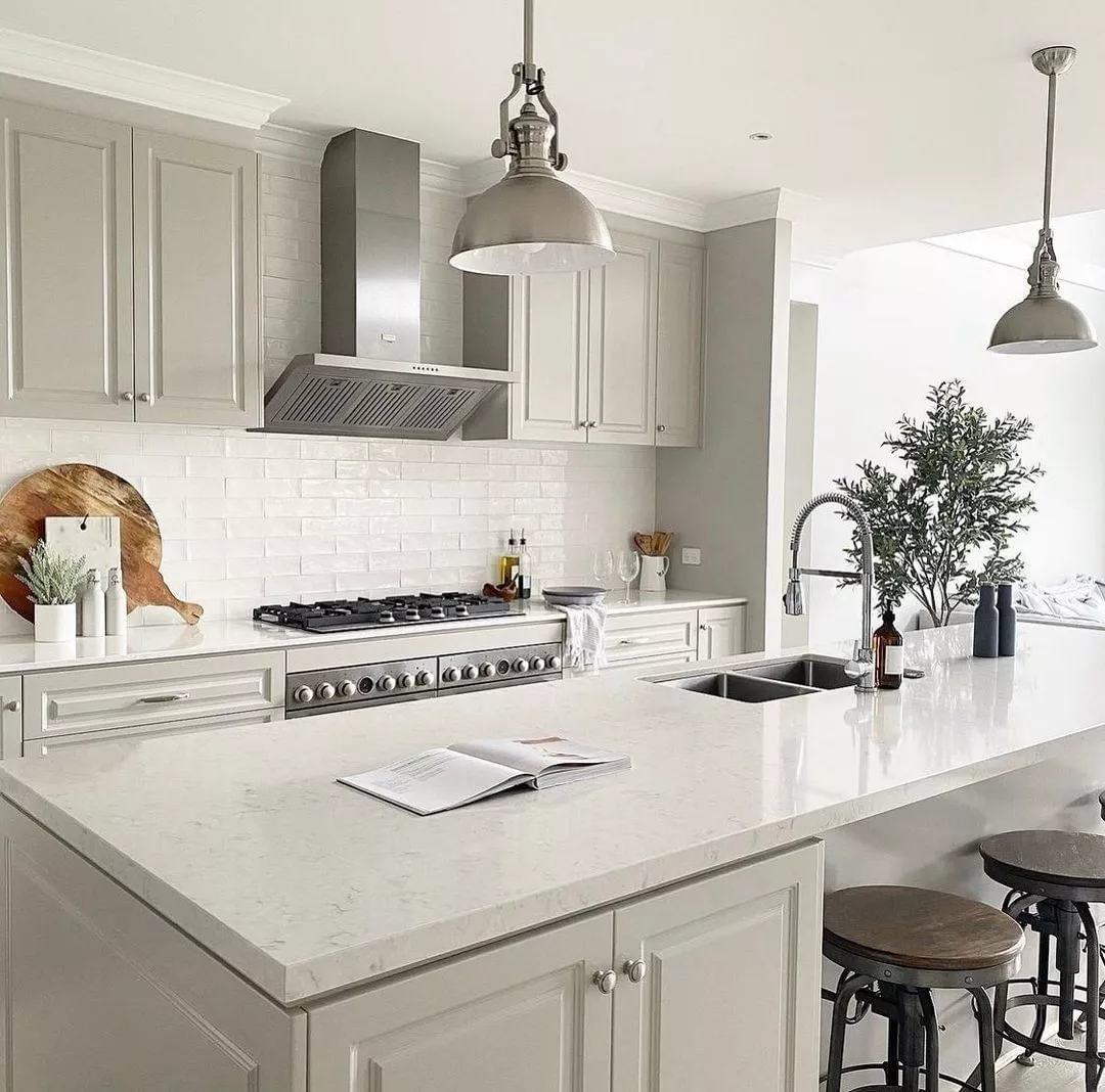 kitchens - What to fill the cut in quartz counter top with? - Home  Improvement Stack Exchange