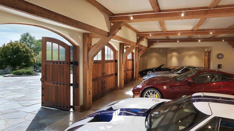 11 Luxury Garage Design Ideas