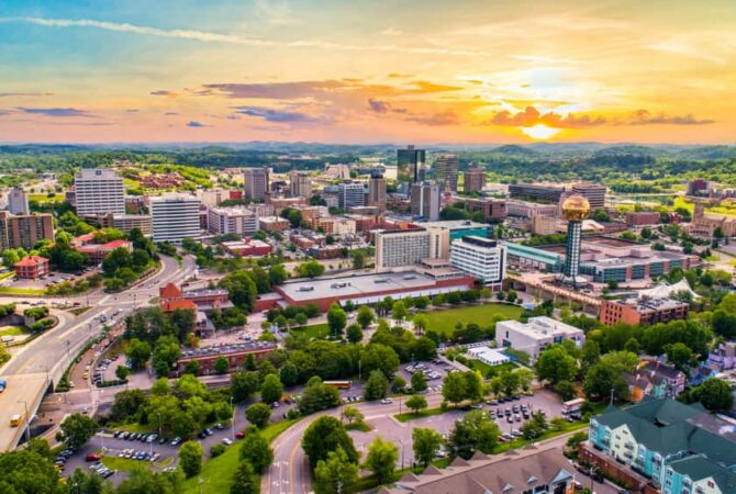 Knoxville, Tennessee cityscape in daylight