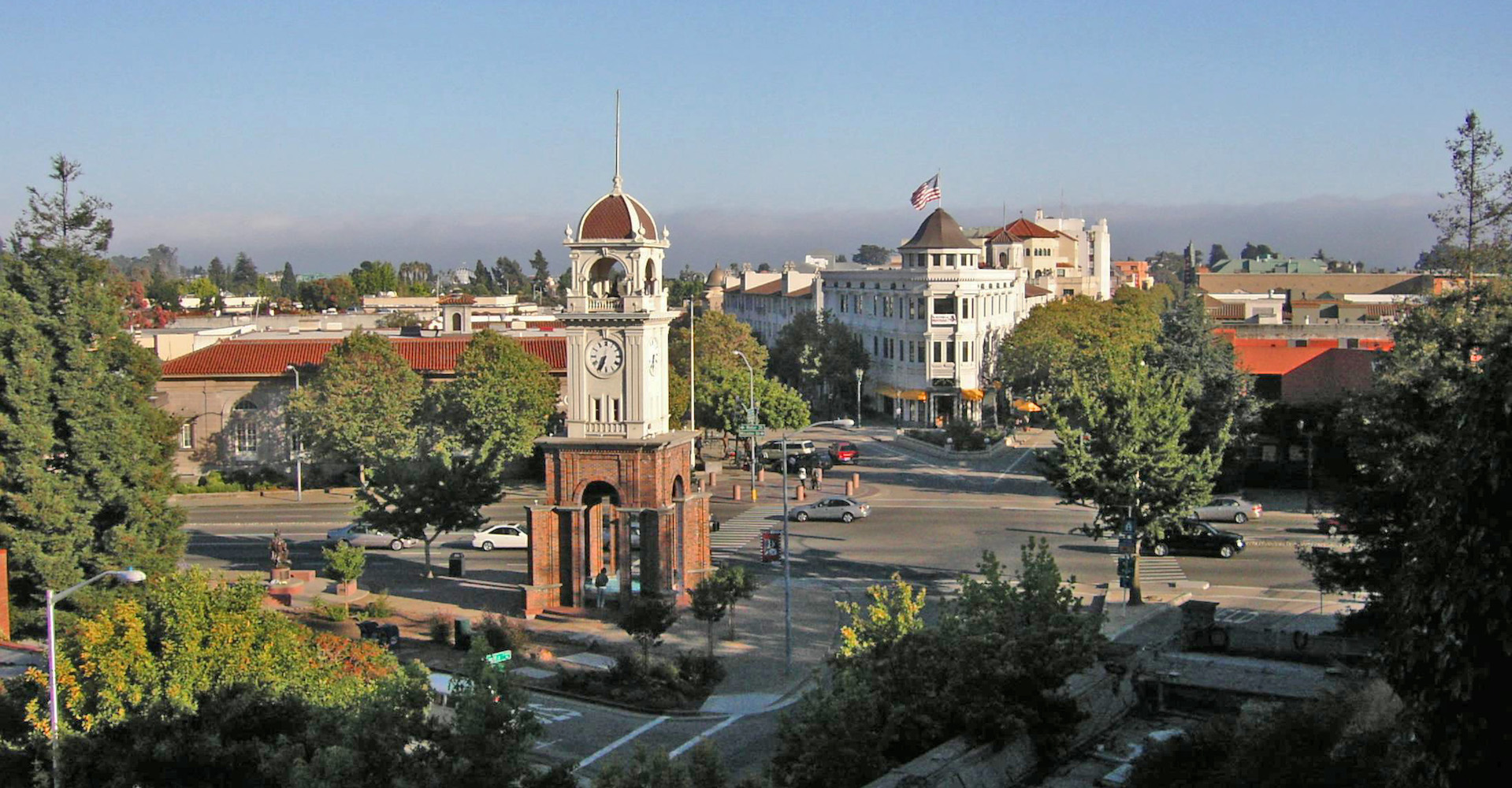 Santa Cruz city for education