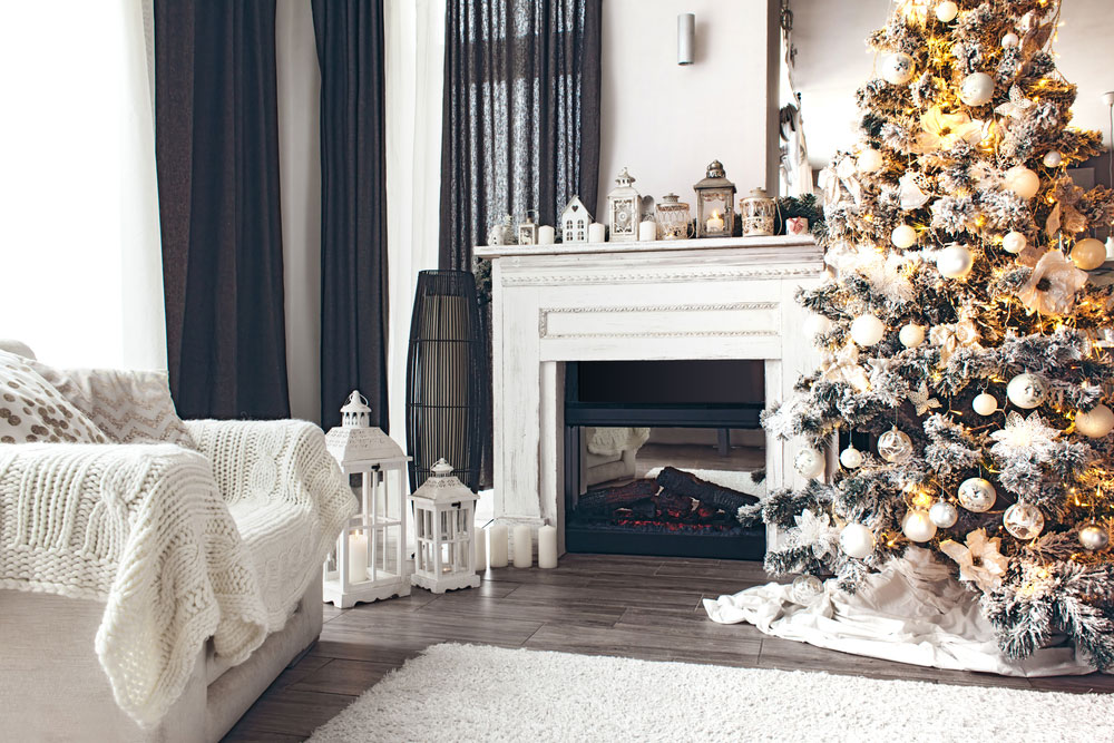 7 Expert-Approved Ways to Clean Before Guests This Holiday Season