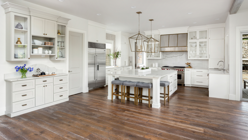 What Flooring Colors Go Best With White Cabinets?